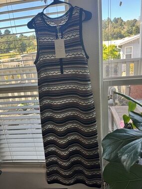SEZANE Leora crocheted Black/Ecru/Camel Size M